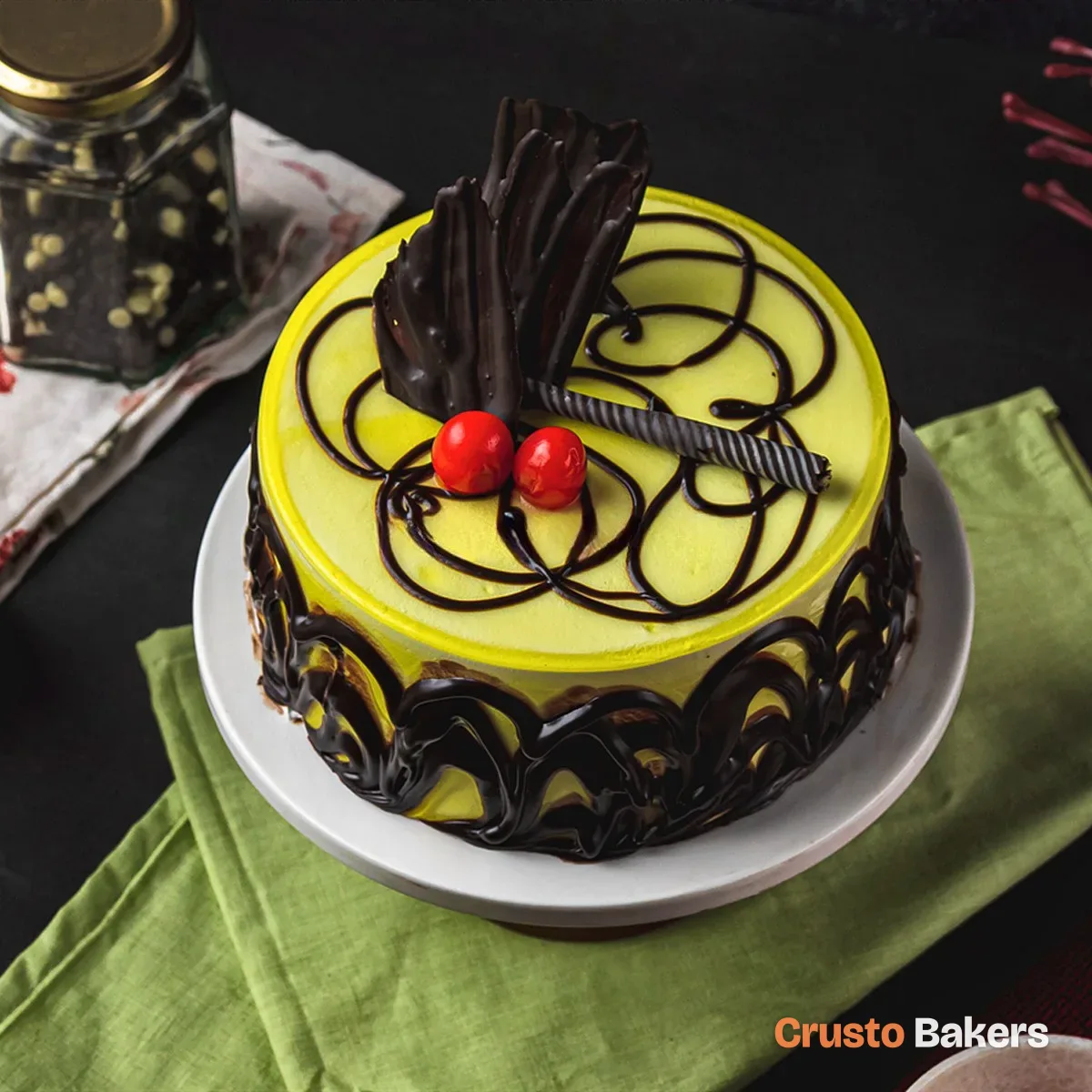 Sunshine Swirl cake design