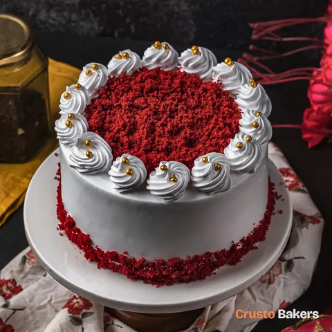 Velvet Pearl Ring cake design