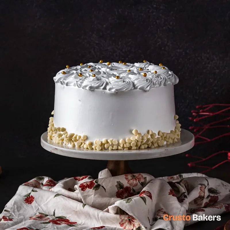 White Swirl Classic cake design