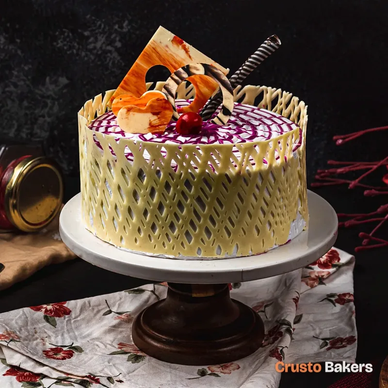Berry Lattice cake design