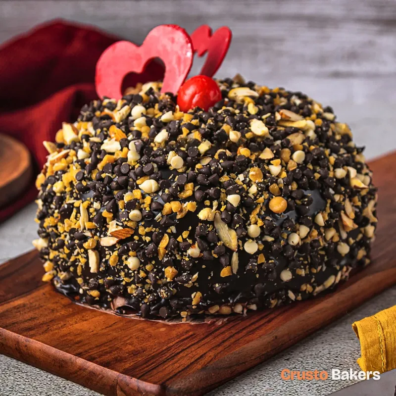 Nutty Heart cake design